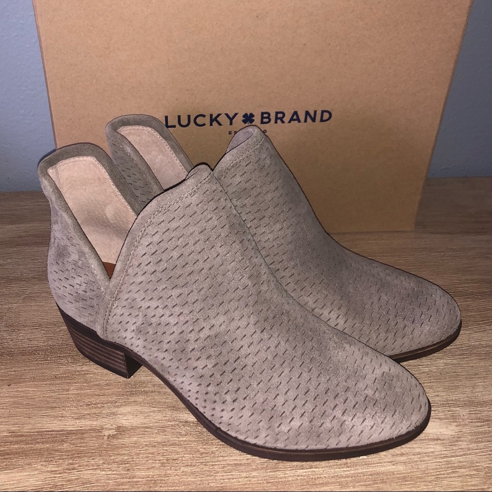 NIB Lucky Brand Bailey oiled suede booties